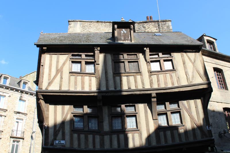 Maison, Dinan