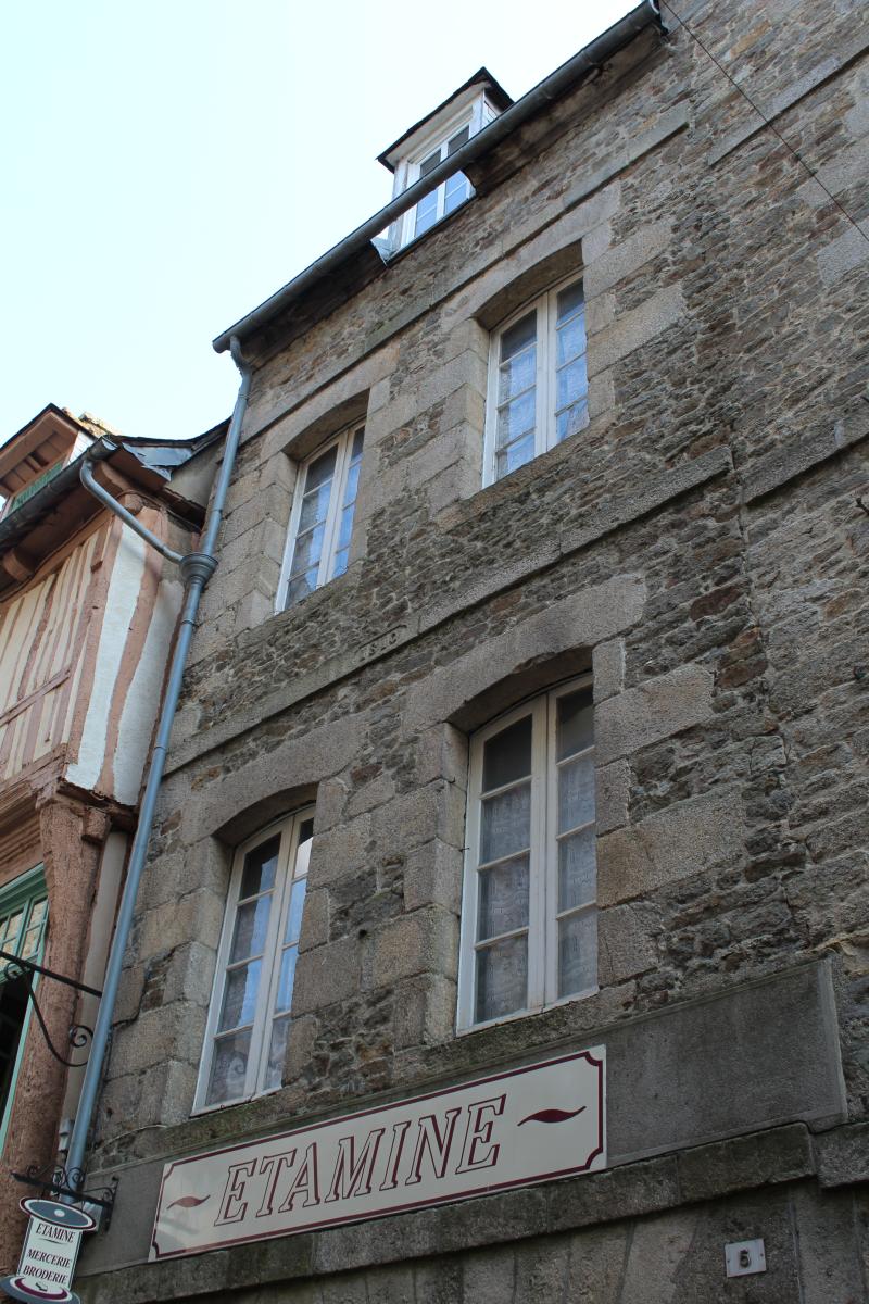Maison, Dinan