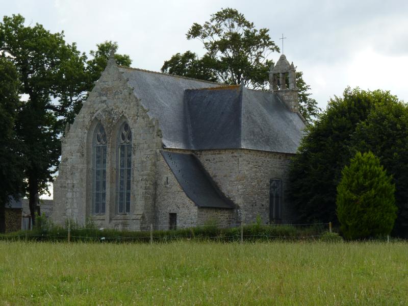 Chapelle de Kergrist et croix, Le Faouët