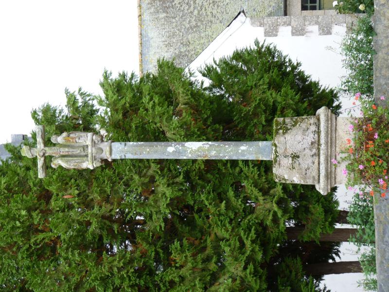 Croix, Hémonstoir