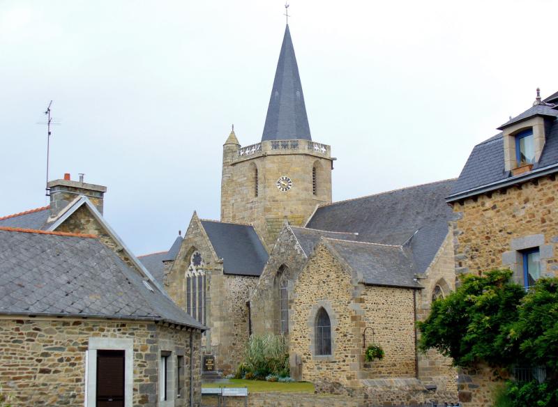 Église Saint-Jean-Baptiste, Hillion