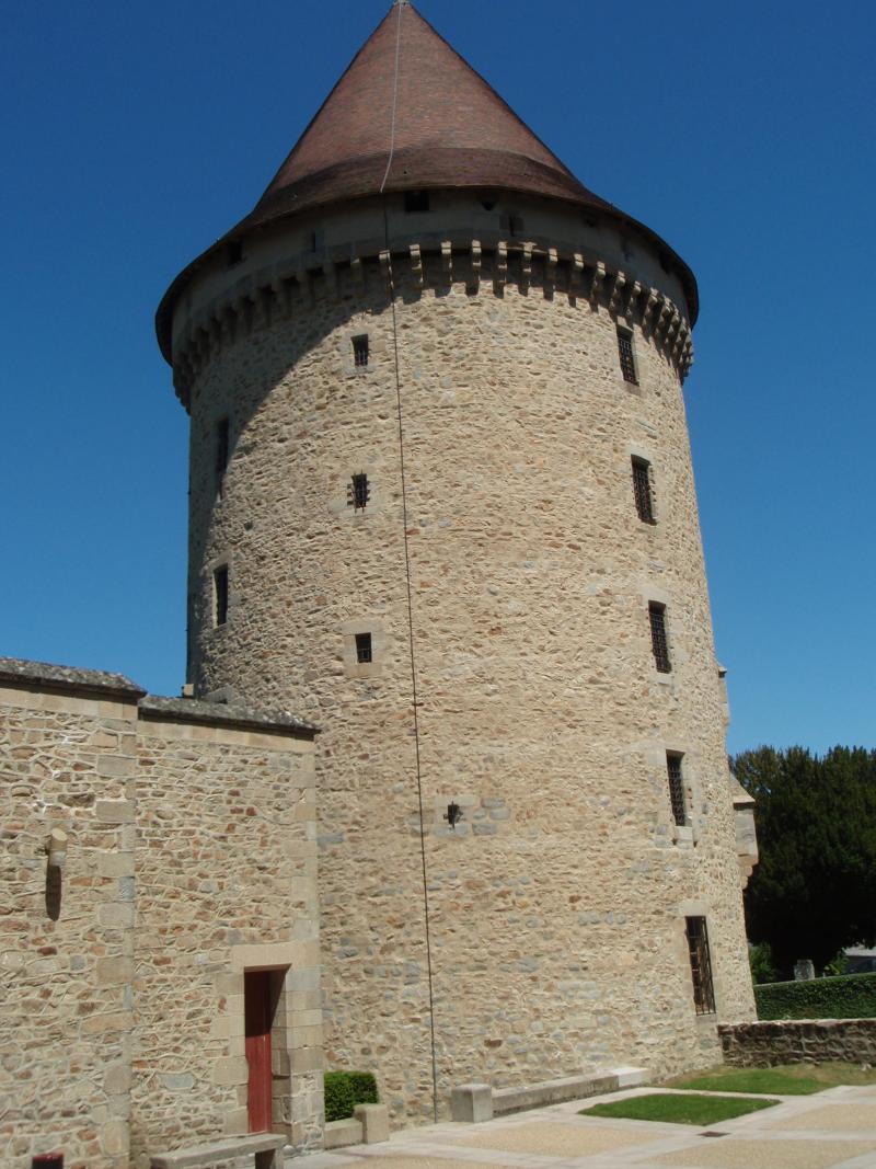 Restes du château, Bourganeuf