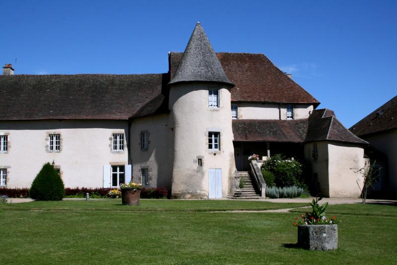 Ancien monastère, Chambon-sur-Voueize