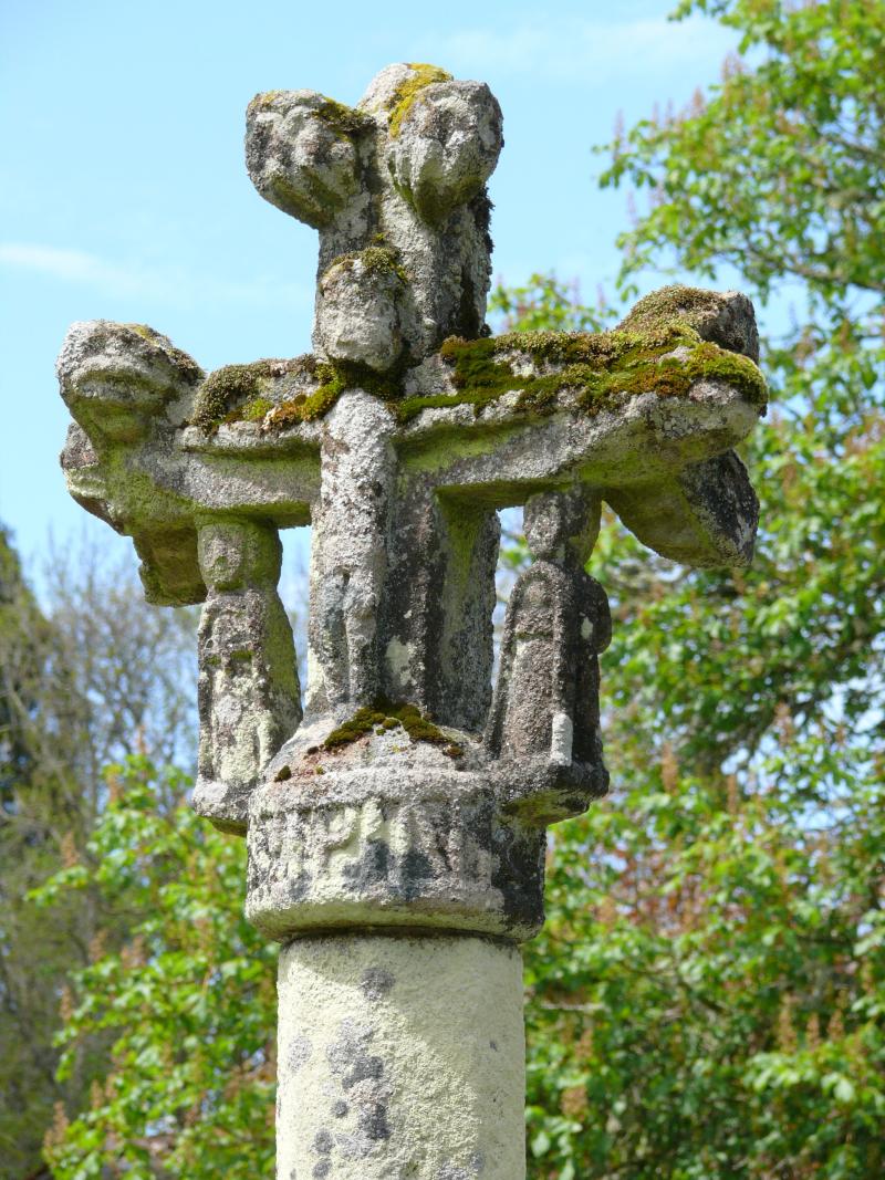 Croix de Villemoneix, Gentioux-Pigerolles