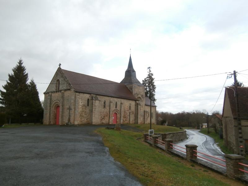 Eglise Saint-Jean, Maison-Feyne