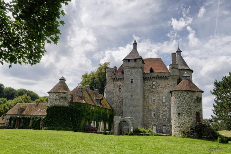 Château de Villemonteix, Saint-Pardoux-les-Cards