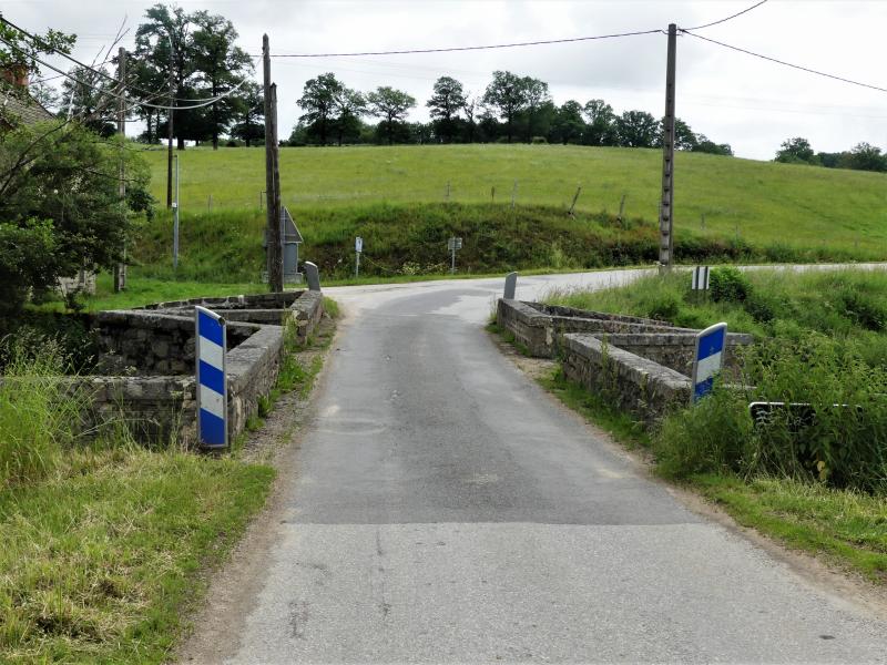 Pont de Bonlieu, Saint-Priest