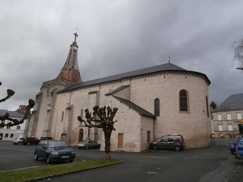 Eglise Saint-Julien-de-Brioude et Saint-Vaury, Saint-Vaury