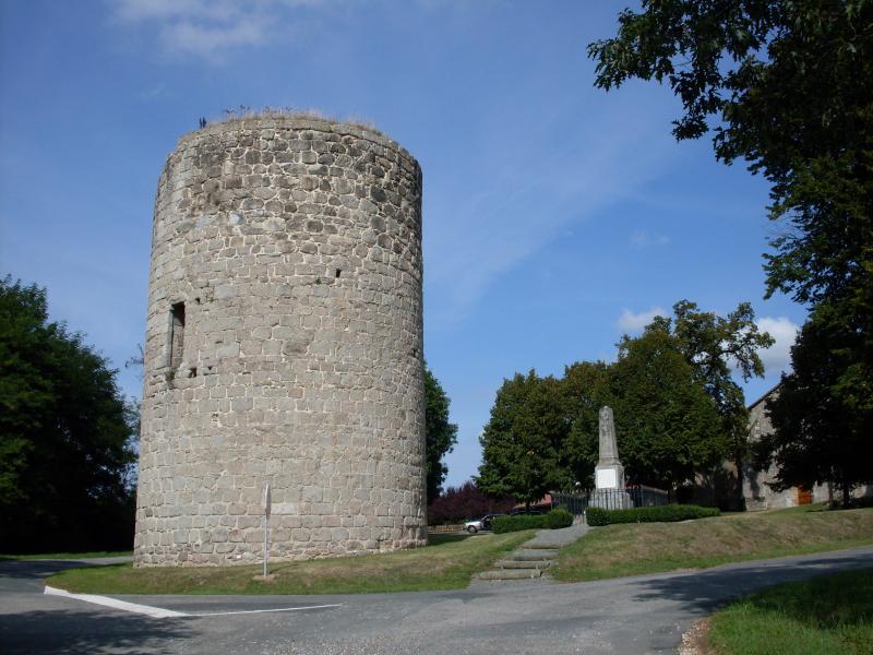 Tour, Le Bourdeix