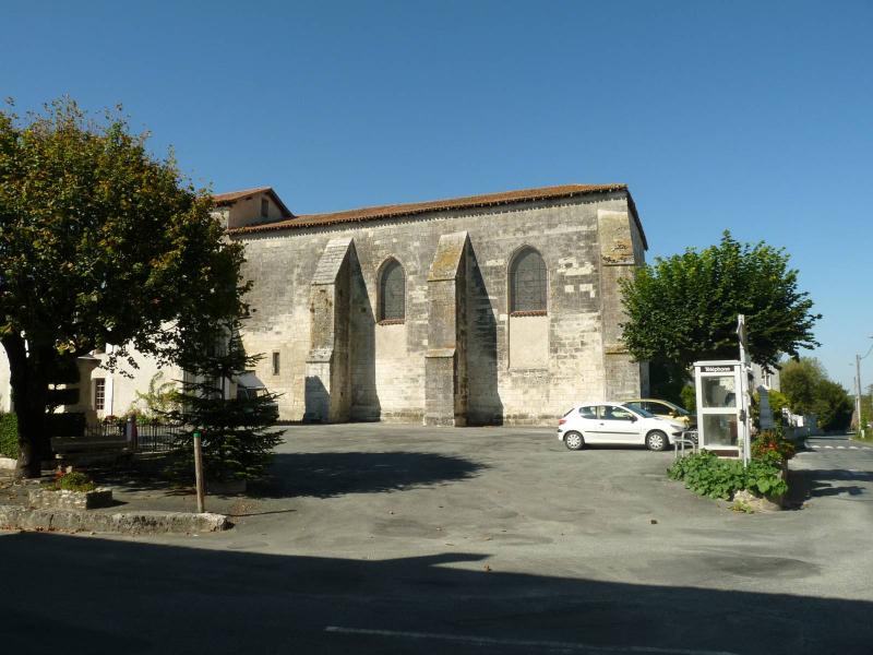 Eglise Saint-Martin de Champagne, Champagne-et-Fontaine