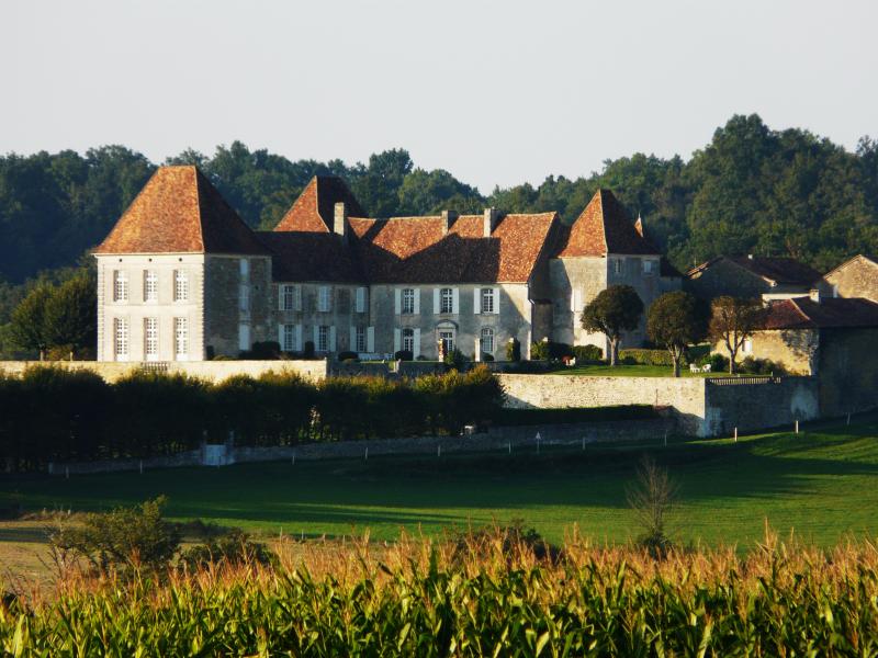 Domaine du château de Connezac, Connezac
