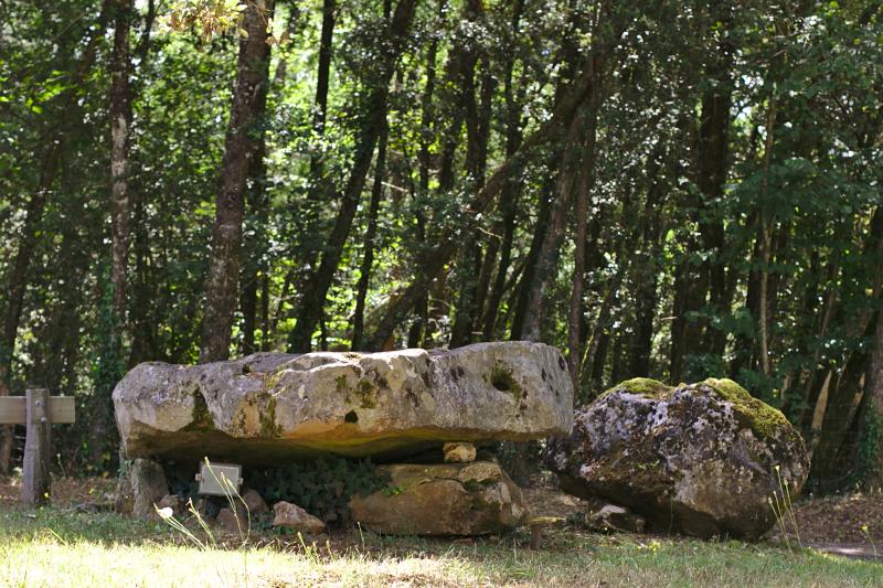 Dolmen de Giverzac, Domme