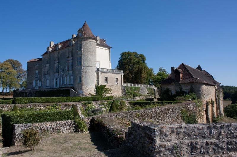 Château de Montréal, Issac