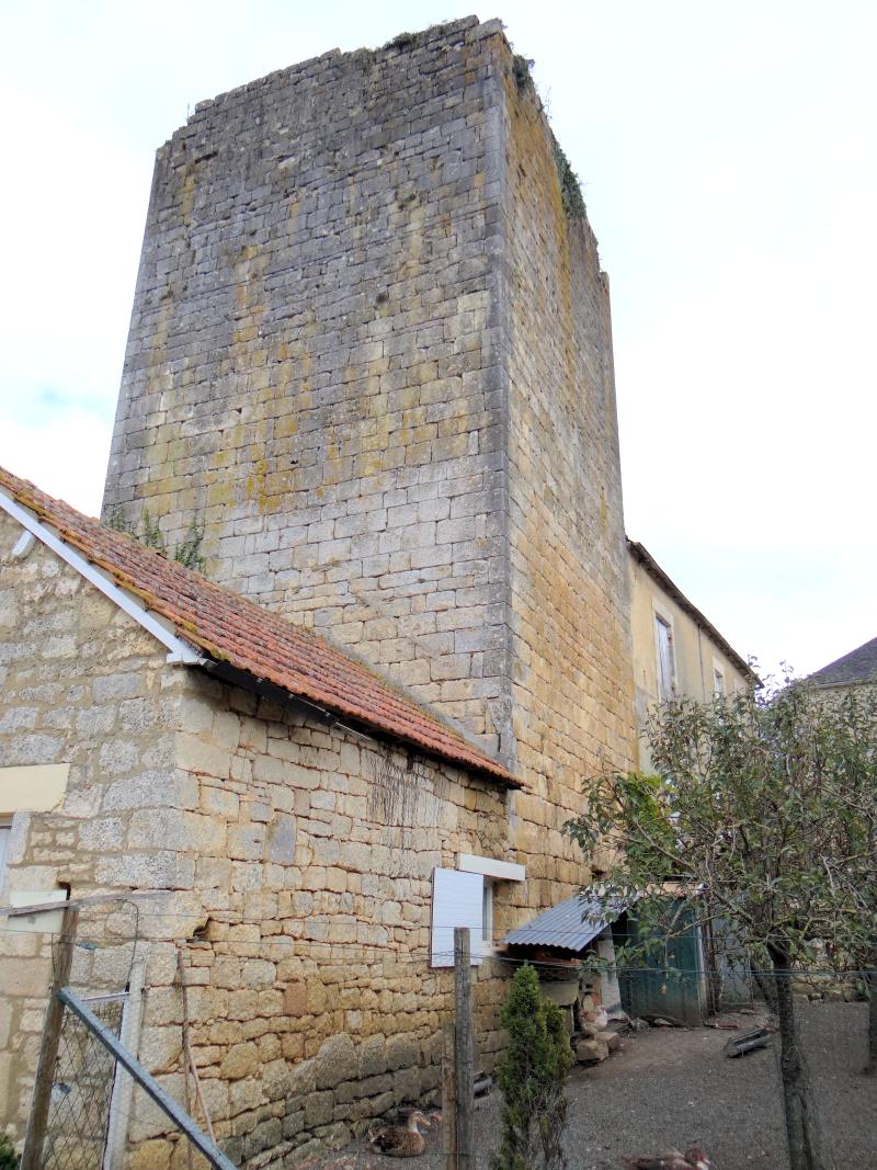 Donjon, Jayac
