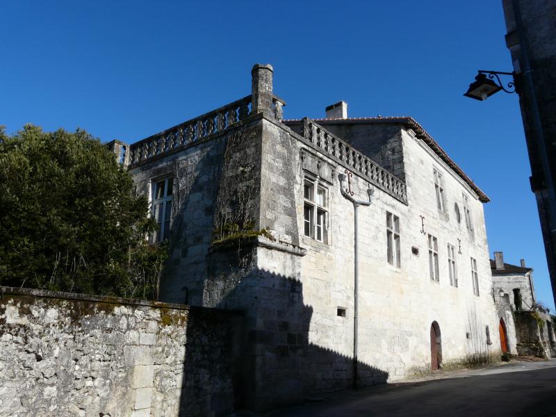Château, Lisle