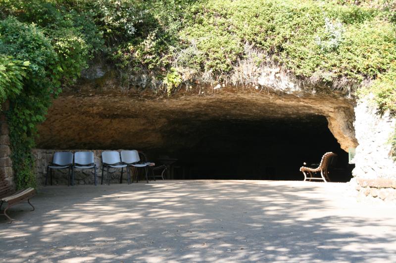 Grotte du Cro de Granville ornée de peintures et de gravures pariétales, Rouffignac-Saint-Cernin-de-Reilhac