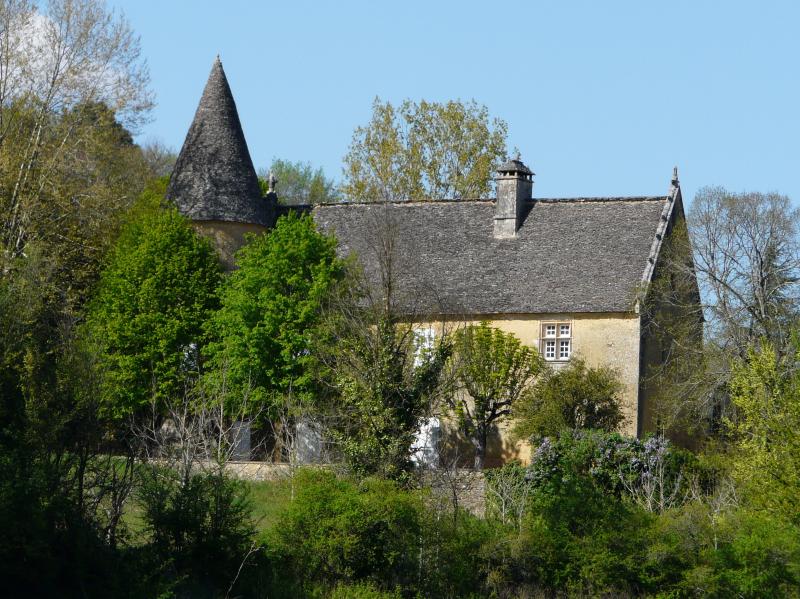 Manoir de la Tour, Sainte-Nathalène