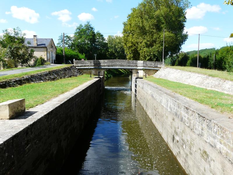 Canal de Lalinde (écluse de la Borie-Basse), Baneuil