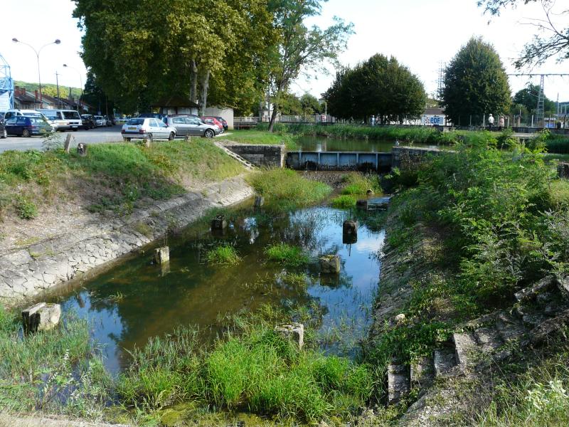 Canal de Lalinde (bassin de radoub, y compris son gril), Saint-Capraise-de-Lalinde