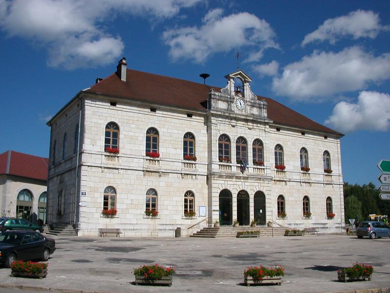 Mairie - Justice de paix - Halle, Levier
