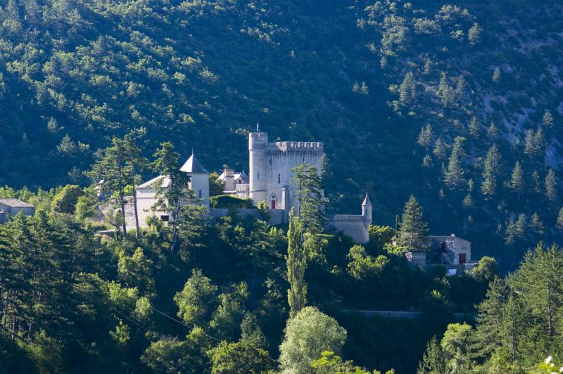 Château, Aulan