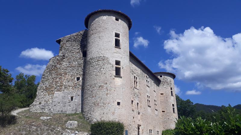 Château (restes), La Charce