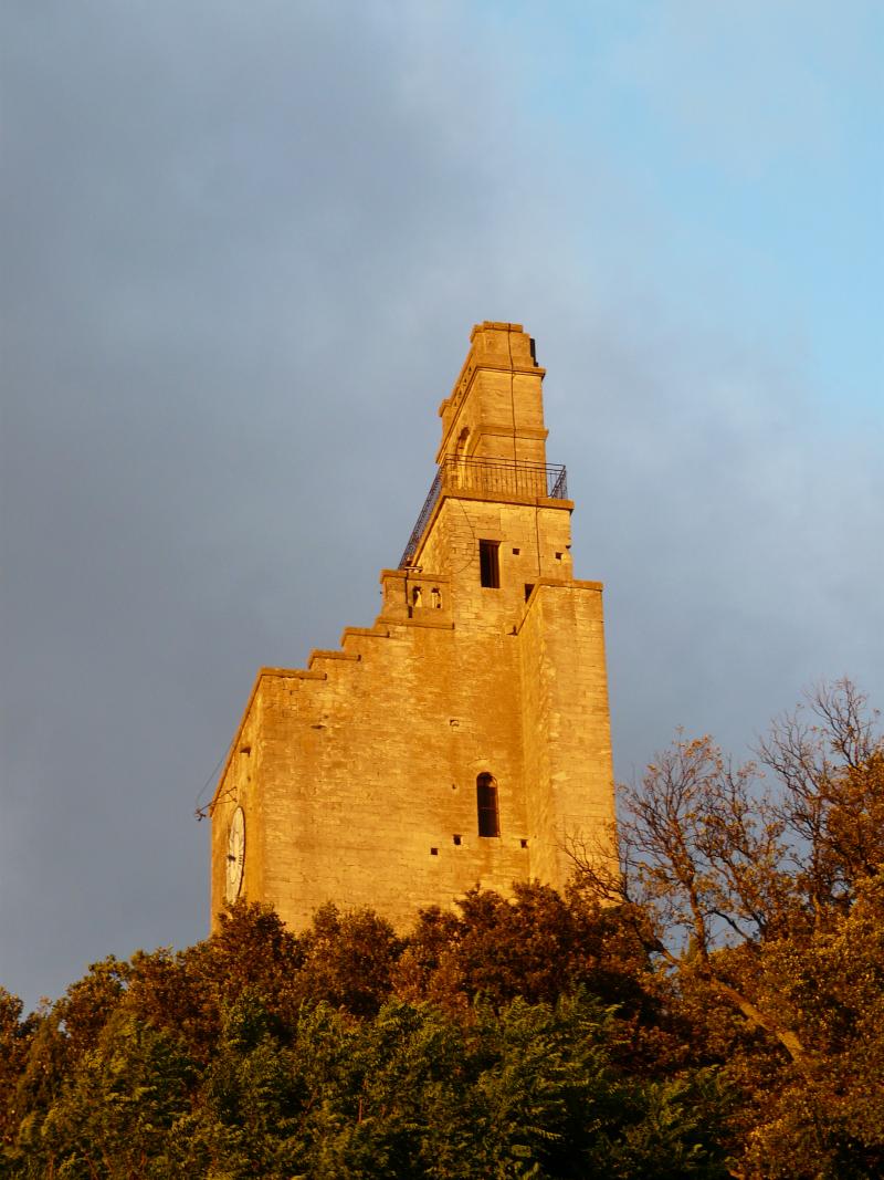 Château, Chamaret