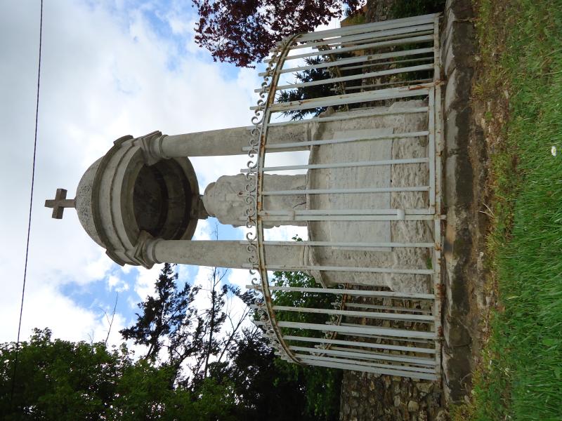 Monument funéraire de Pierre-Seyer