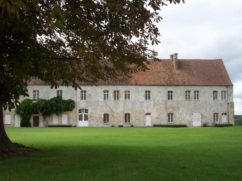 Abbaye de Bonport, Pont-de-l'Arche
