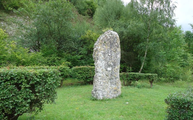 Menhir au bord du chemin n° 11