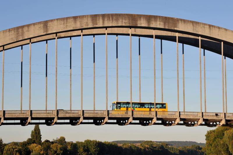 Pont sur la Seine, Saint-Pierre-du-Vauvray