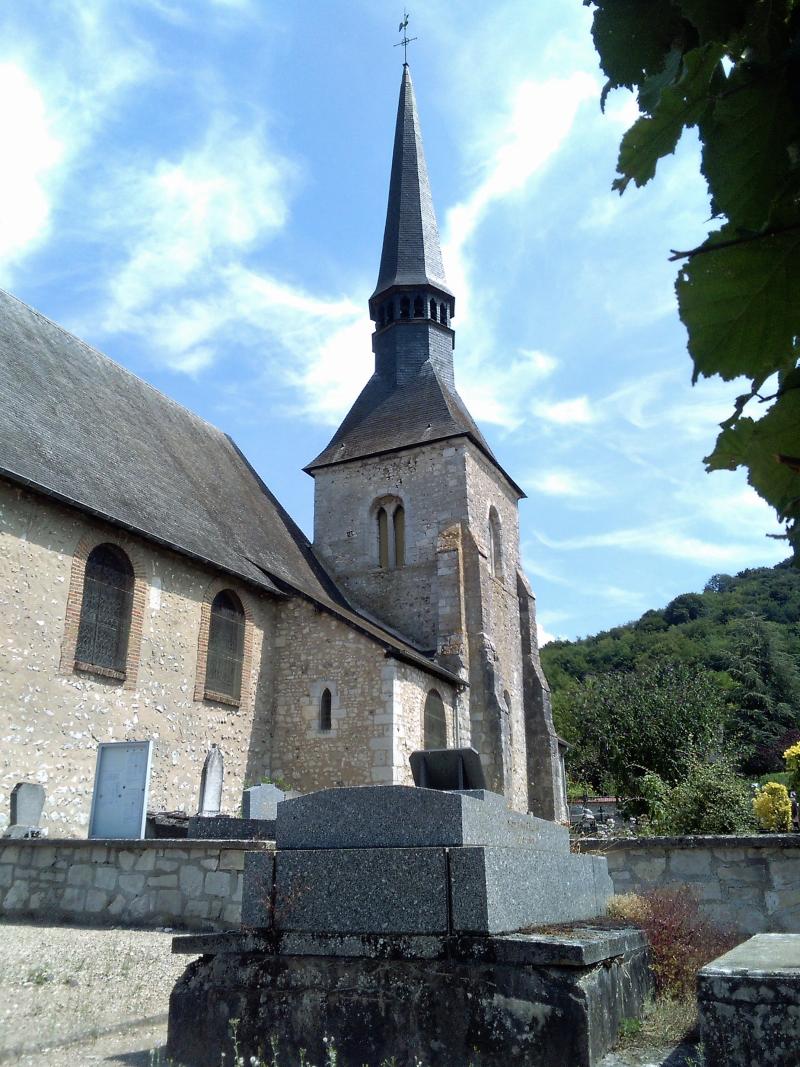 Église Saint-Pierre, Bouafles