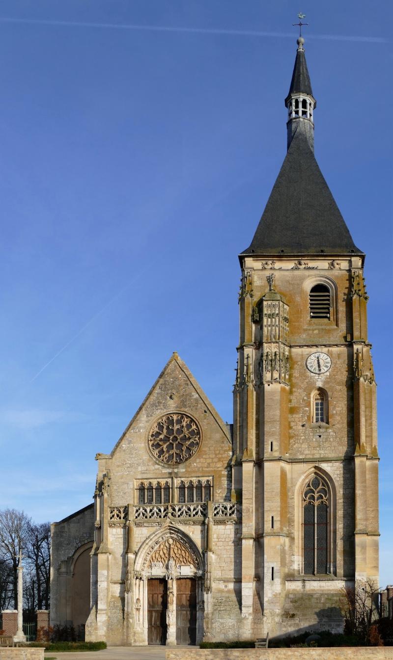 Eglise Saint-Cyr et Sainte-Julitte, Anet