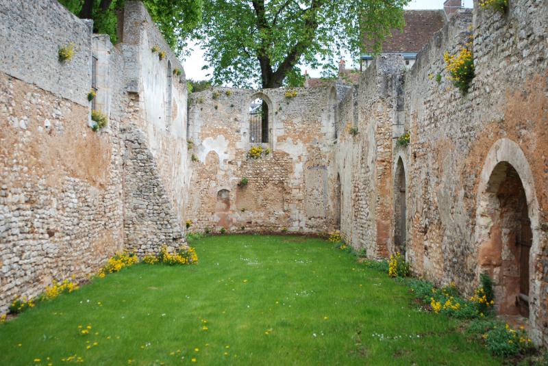 Ancienne église Saint-Lubin, Châteaudun