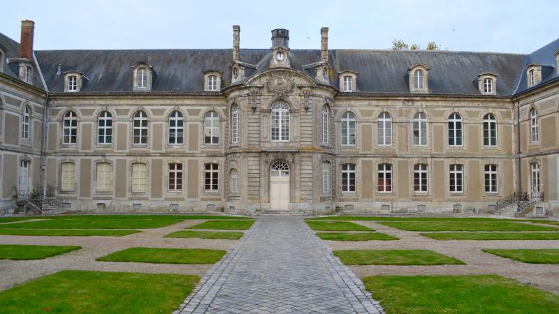 Hôpital, Châteaudun