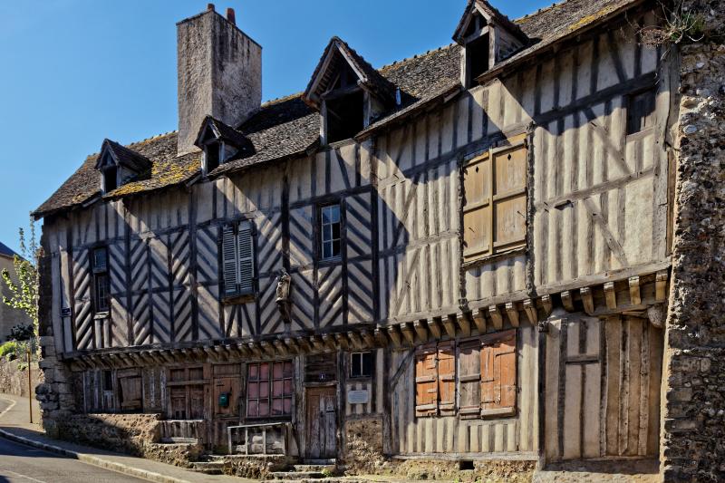 Maison de la Vierge et restes de la Porte d'Abas, Châteaudun
