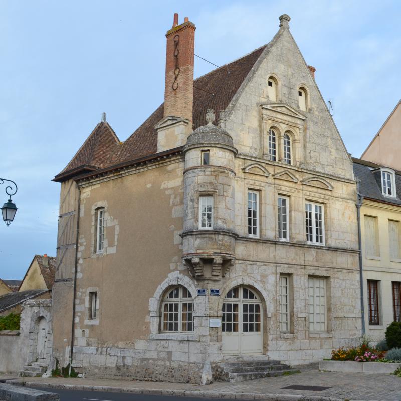 Maison du 16e siècle, Châteaudun
