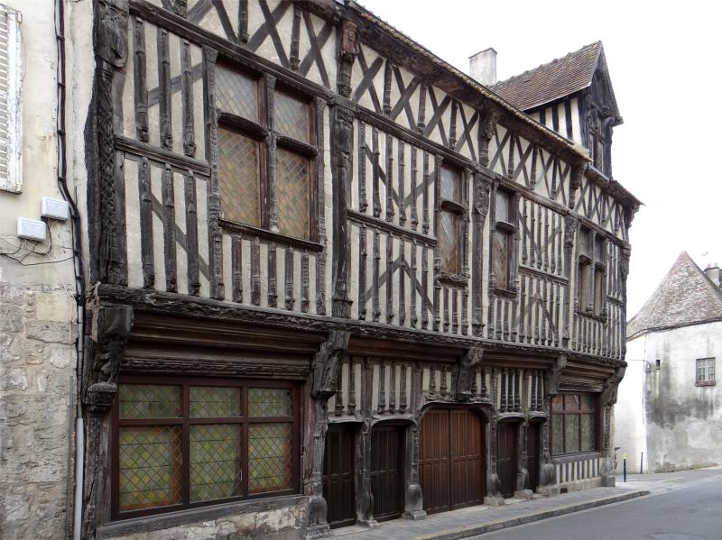 Maison en bois, Gallardon