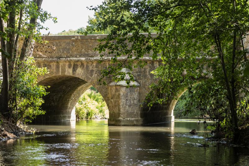 Pont de la Bellassière, Saulnières