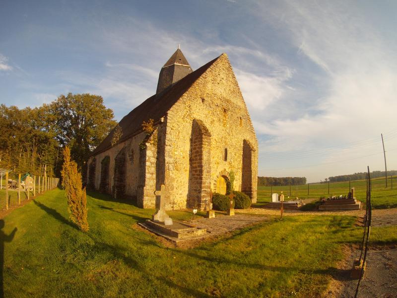 Église Saint-Pierre, Les Corvées-les-Yys