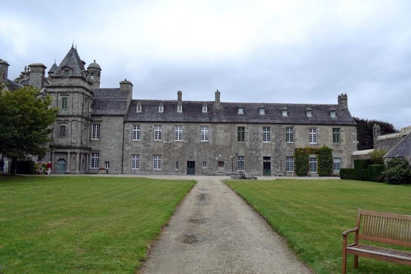 Domaine du château de Maillé, Plounévez-Lochrist