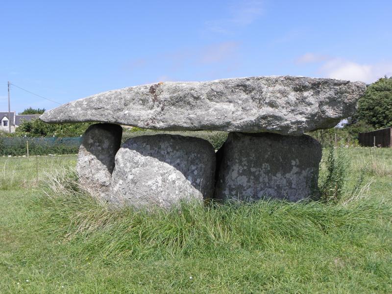 Dolmen et menhir de Kerivoret, Porspoder