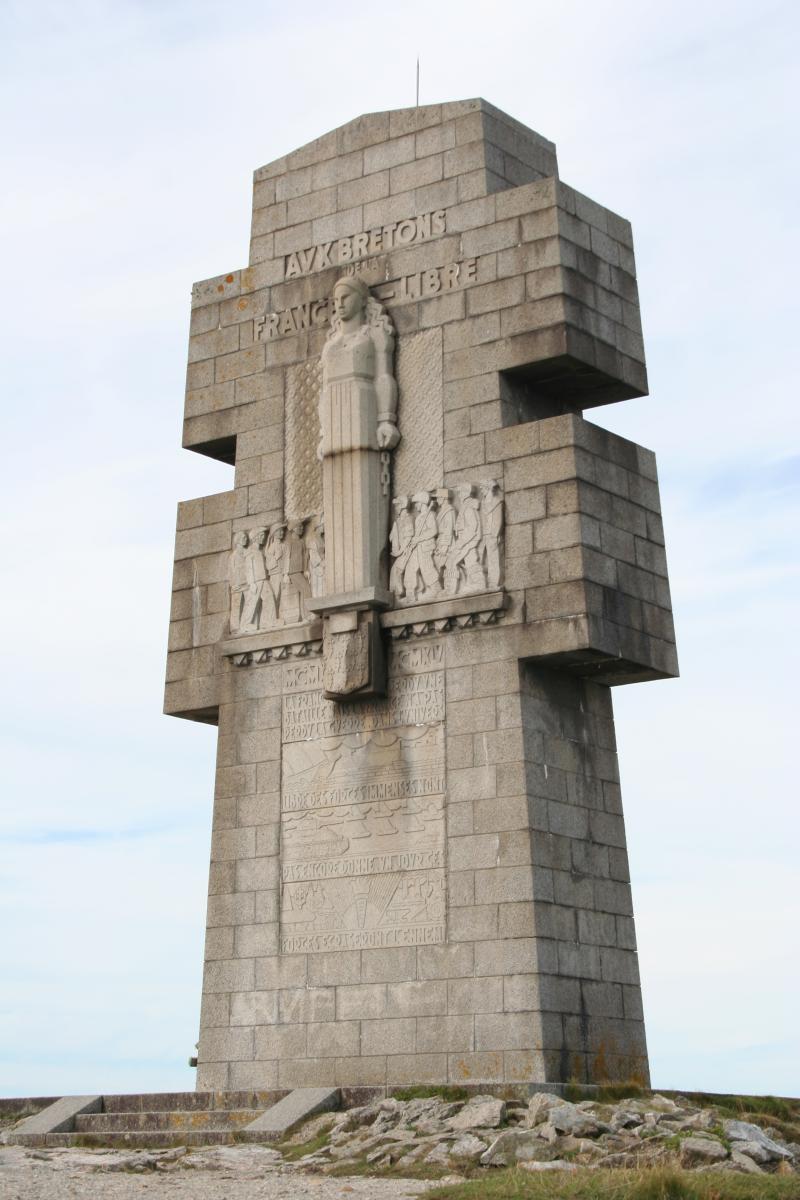 Monument aux Bretons de la France libre, dit Croix de Penhir, Camaret-sur-Mer