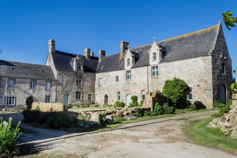 Manoir de Kermorus, Saint-Pol-de-Léon