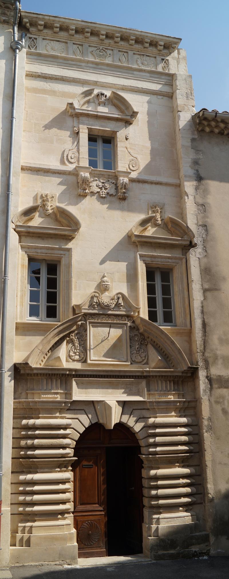 Hôtel de Roubin, Pont-Saint-Esprit