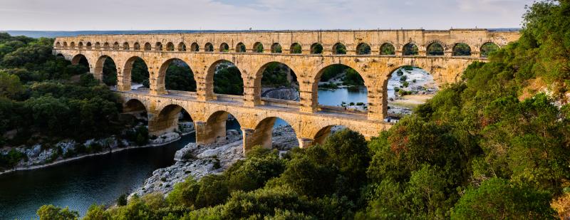 Pont du Gard et aqueduc romain de Nîmes, Vers-Pont-du-Gard