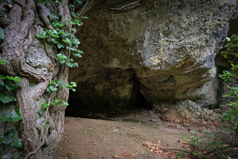 Grotte aux points, Aiguèze