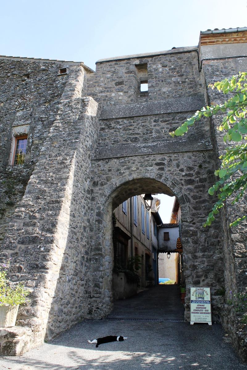 Porte de ville, dite Porte du Cers, Saint-Julia