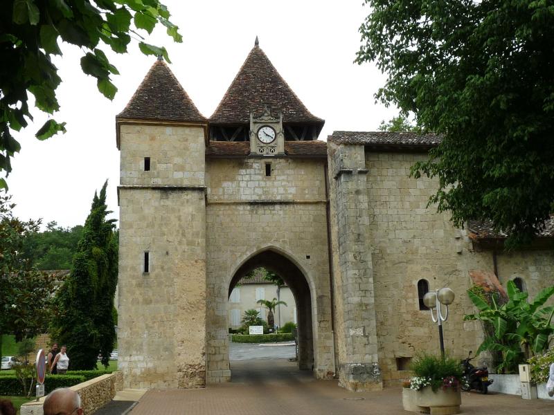 Porte de ville de Barbotan, Cazaubon