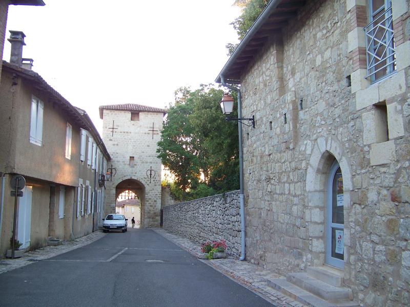 Porte d'enceinte, Montaut-les-Créneaux